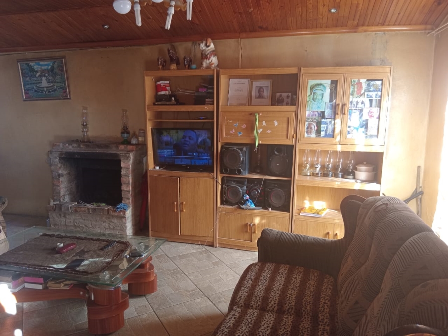 4 Bedroom Property for Sale in Kwa Nobuhle Eastern Cape